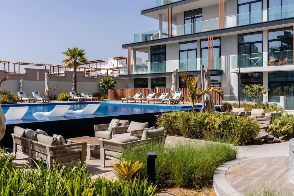 Waves - Luxurious Comfort With Views In Oxford 212 Apartment *